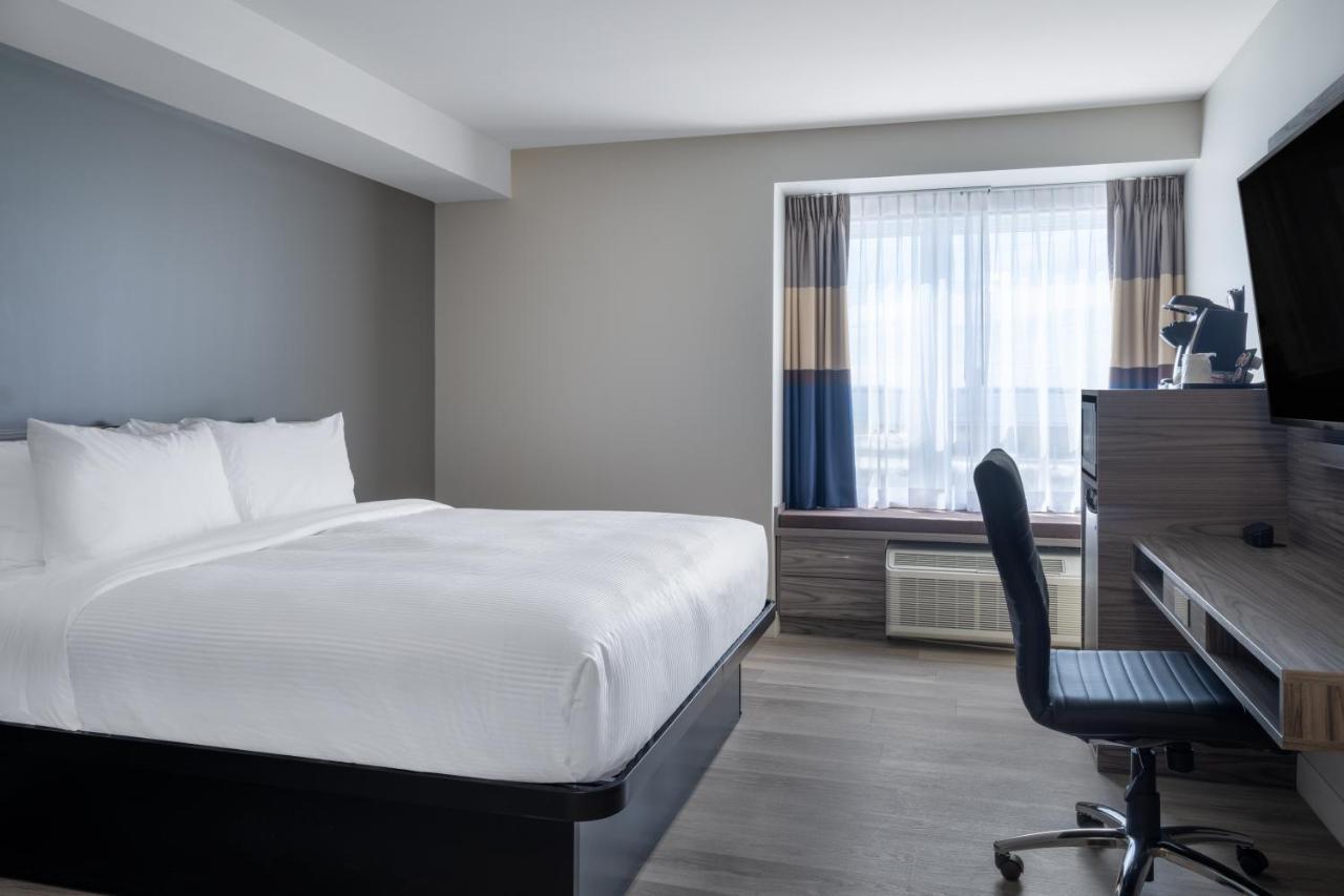 Microtel Inn & Suites By Wyndham Kanata Ottawa West Buitenkant foto