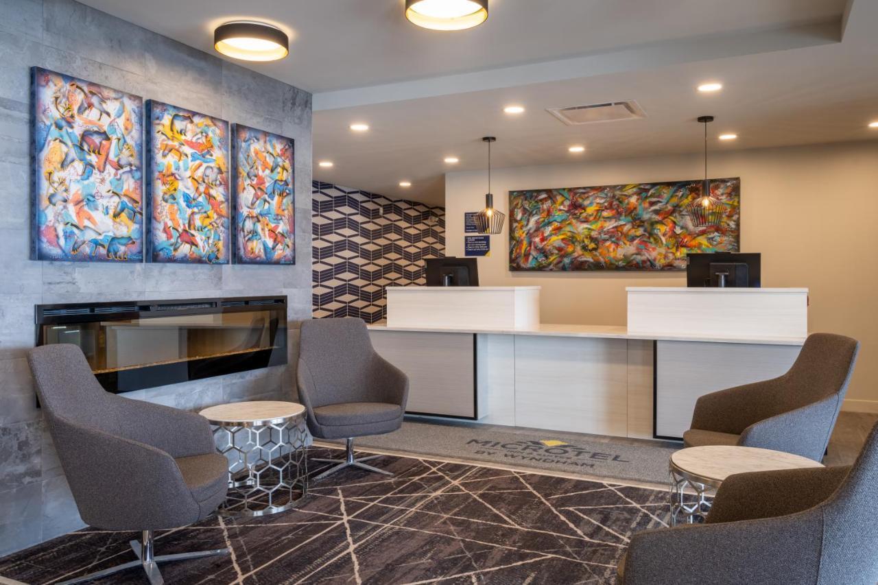 Microtel Inn & Suites By Wyndham Kanata Ottawa West Buitenkant foto