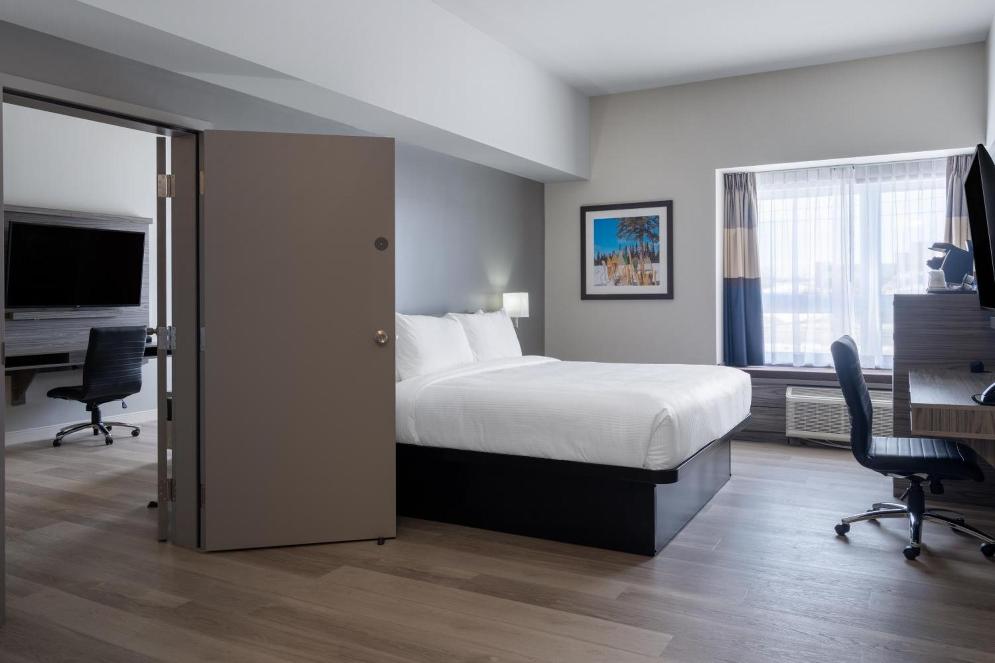Microtel Inn & Suites By Wyndham Kanata Ottawa West Buitenkant foto