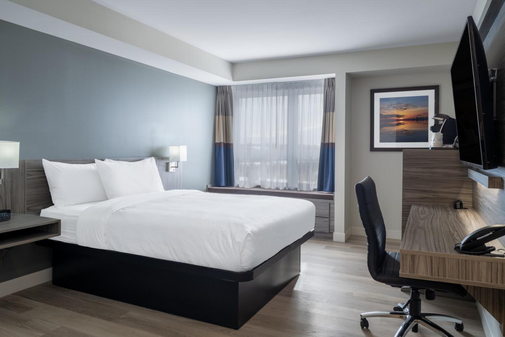 Microtel Inn & Suites By Wyndham Kanata Ottawa West Buitenkant foto