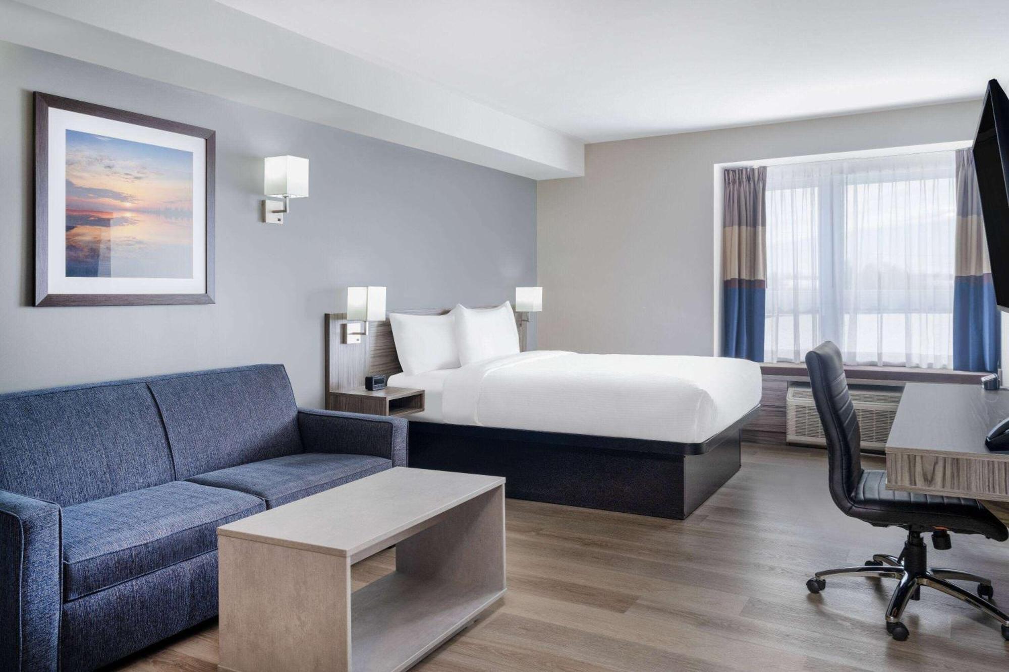 Microtel Inn & Suites By Wyndham Kanata Ottawa West Buitenkant foto