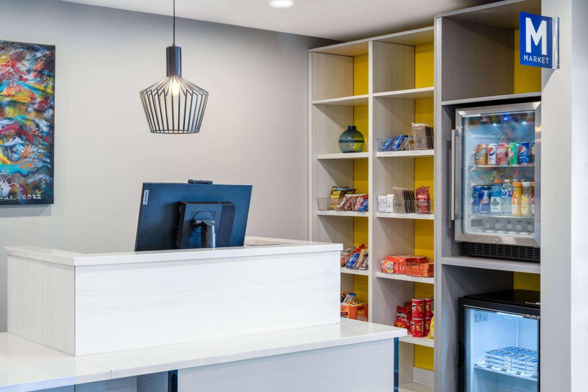 Microtel Inn & Suites By Wyndham Kanata Ottawa West Buitenkant foto