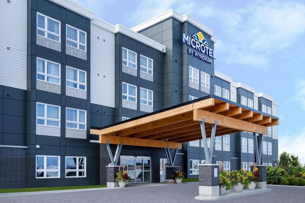 Microtel Inn & Suites By Wyndham Kanata Ottawa West Buitenkant foto